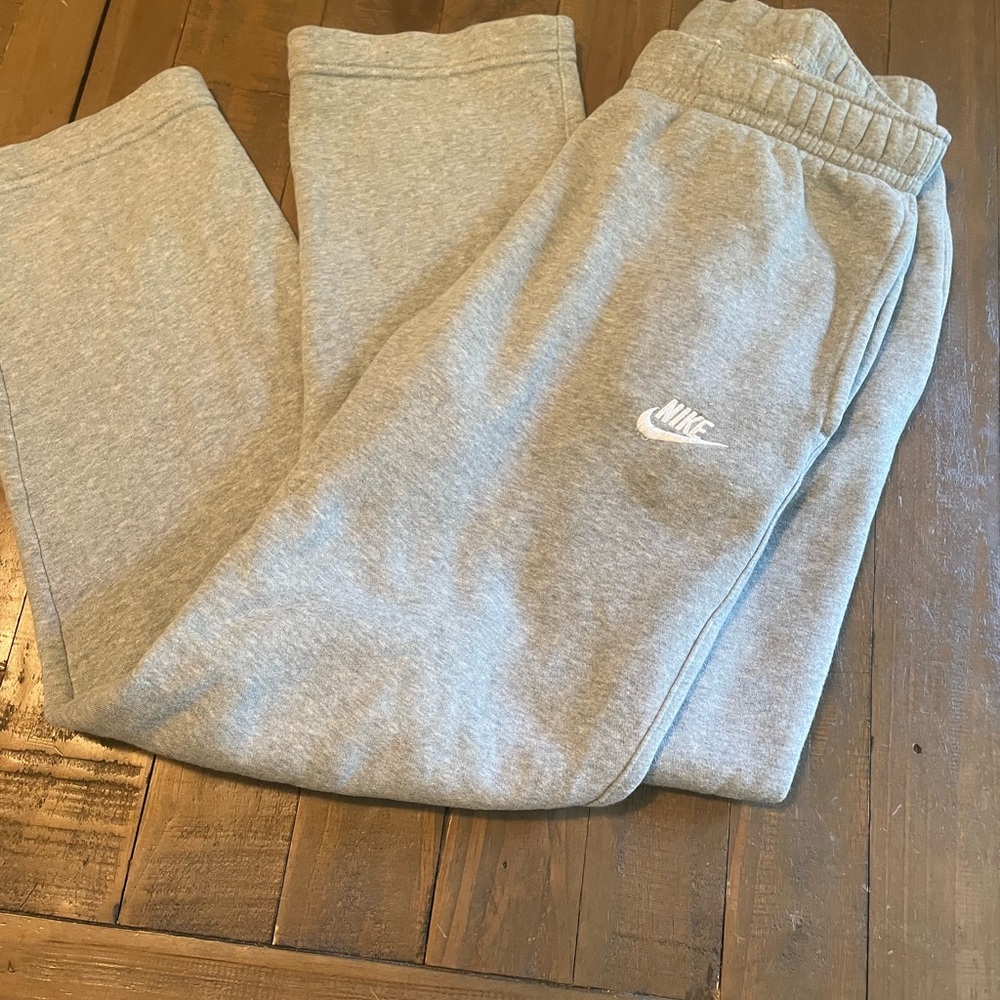 Nike Gray  Sweatpants Size Medium
Fit: Straight Leg